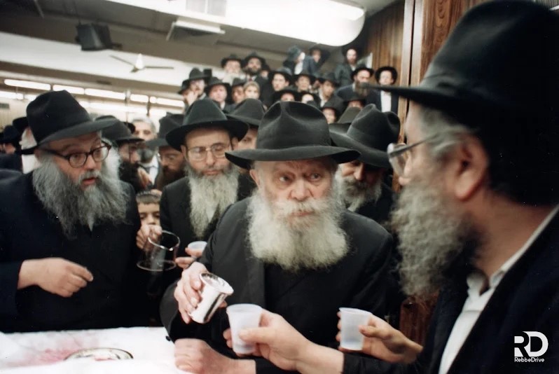 מוצאי שמחת תורה תשנ"ב